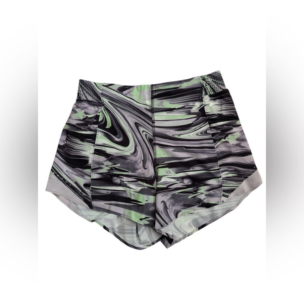 Lululemon Hotty Hot High-Rise Short 4" *Special Edition - Picture 3 of 6